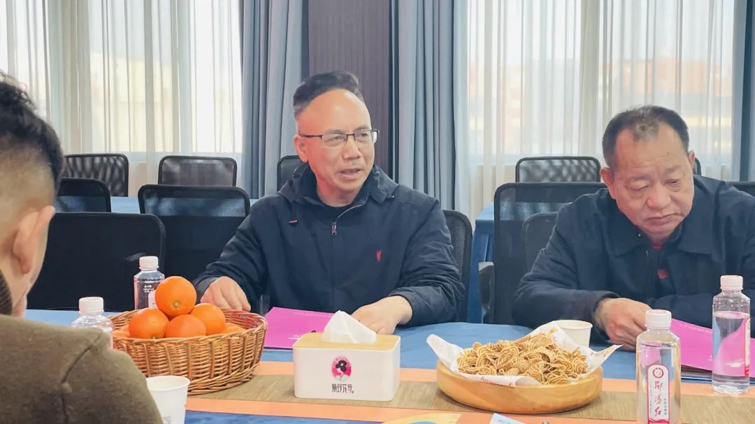 種下梧桐樹，引得鳳凰來